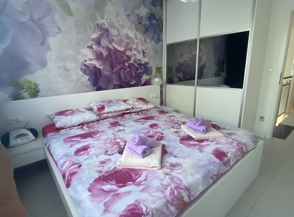 Sophisticated and Chic Villa With Pool