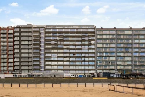 Apartment in Blankenberge With Sea Views