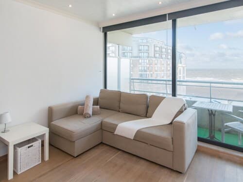Relaxing Apartment With Bicycle Shade