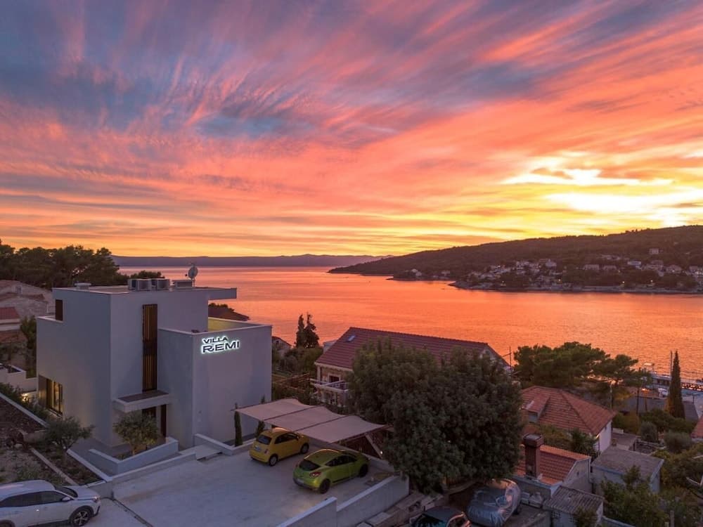 Konaklama yerinin ön cephesi