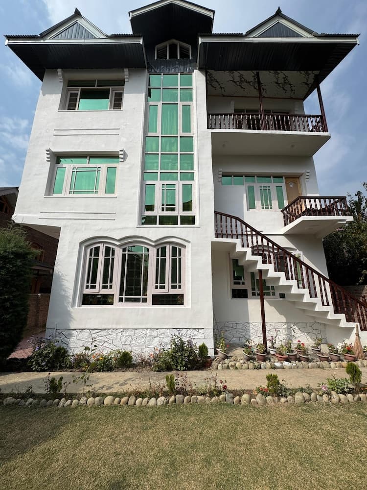 Shesh Bagh Boutique Homestay
