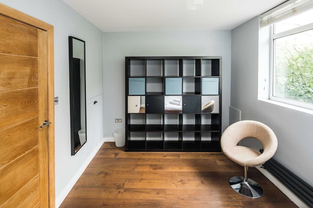 Spacious 4-Bed London Home near Wimbledon Village