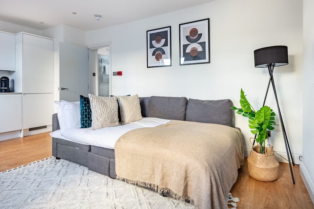 Fitzrovia Balcony Near Oxford Circus