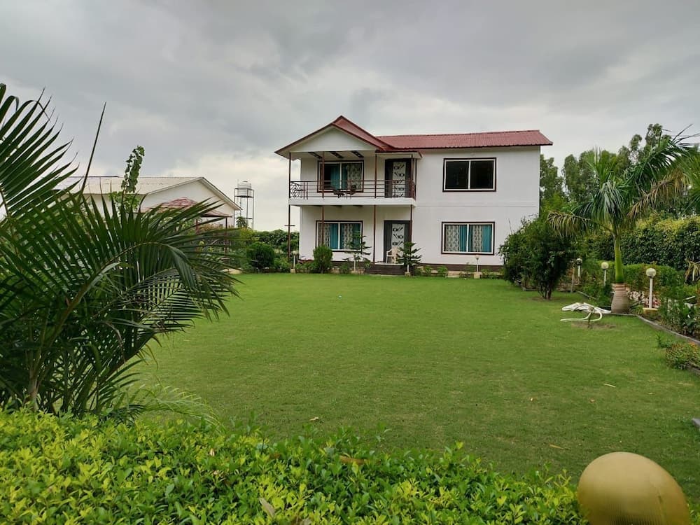 Konaklama yerinin ön cephesi