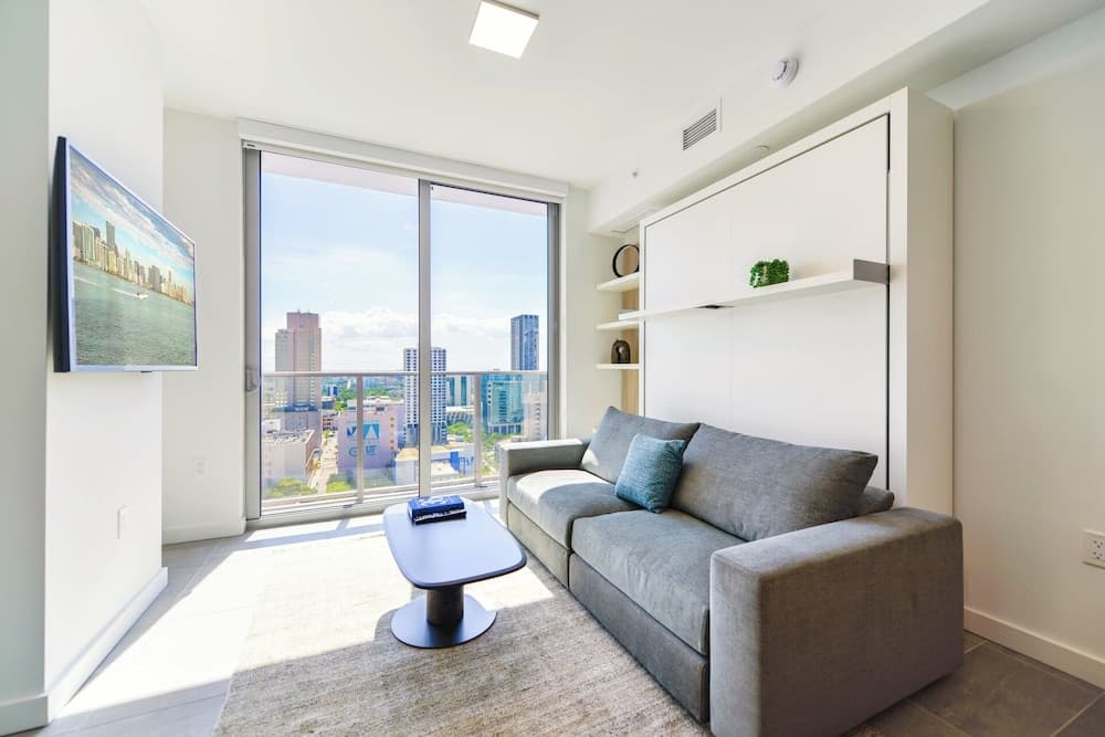 Breathtaking Downtown Miami Apt