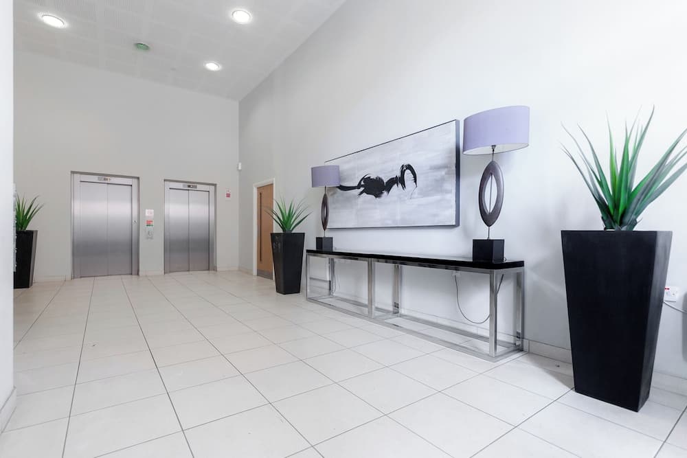 Roomspace Apartments - Chorus