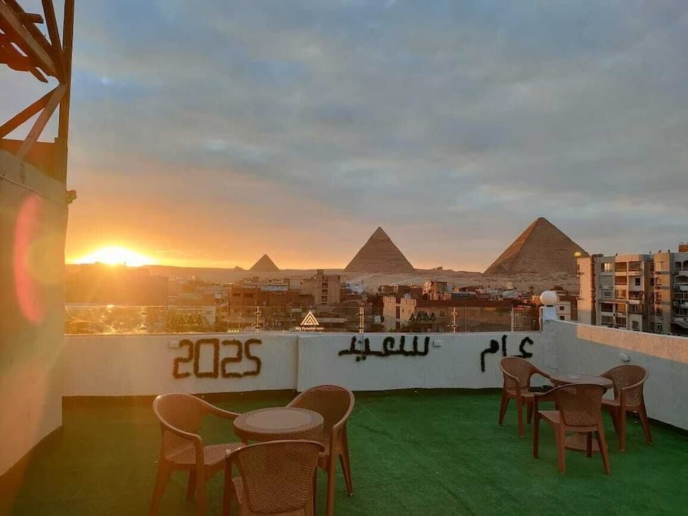 Sky Hotel Pyramids View INN