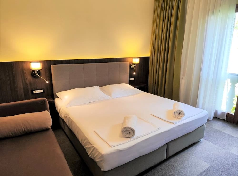 Comfort Beachfront Crikvenica Apartments