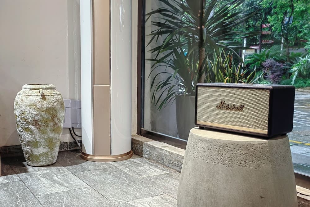 Castle peak yard Inn Guilin