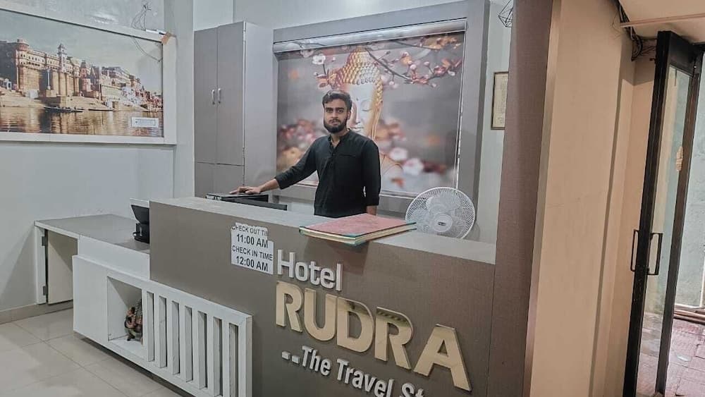 Rudra Hotel