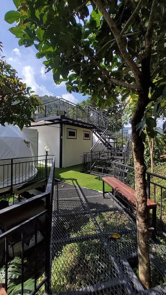 Smile Sky Hill Resort