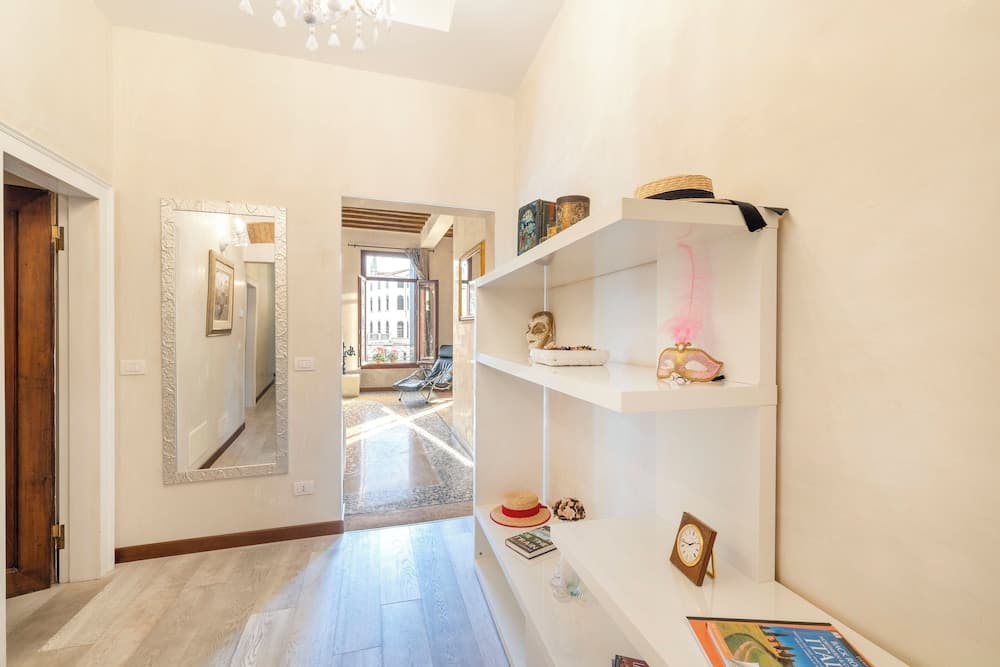 Rialto Grand Canal by Wonderful Italy