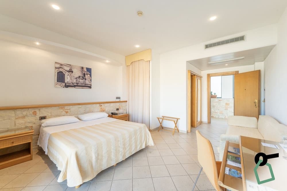 Hotiday Room Collection-Leuca Lungomare