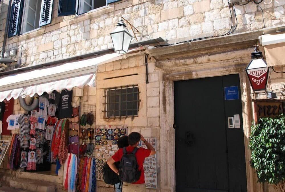 Konaklama yeri girişi