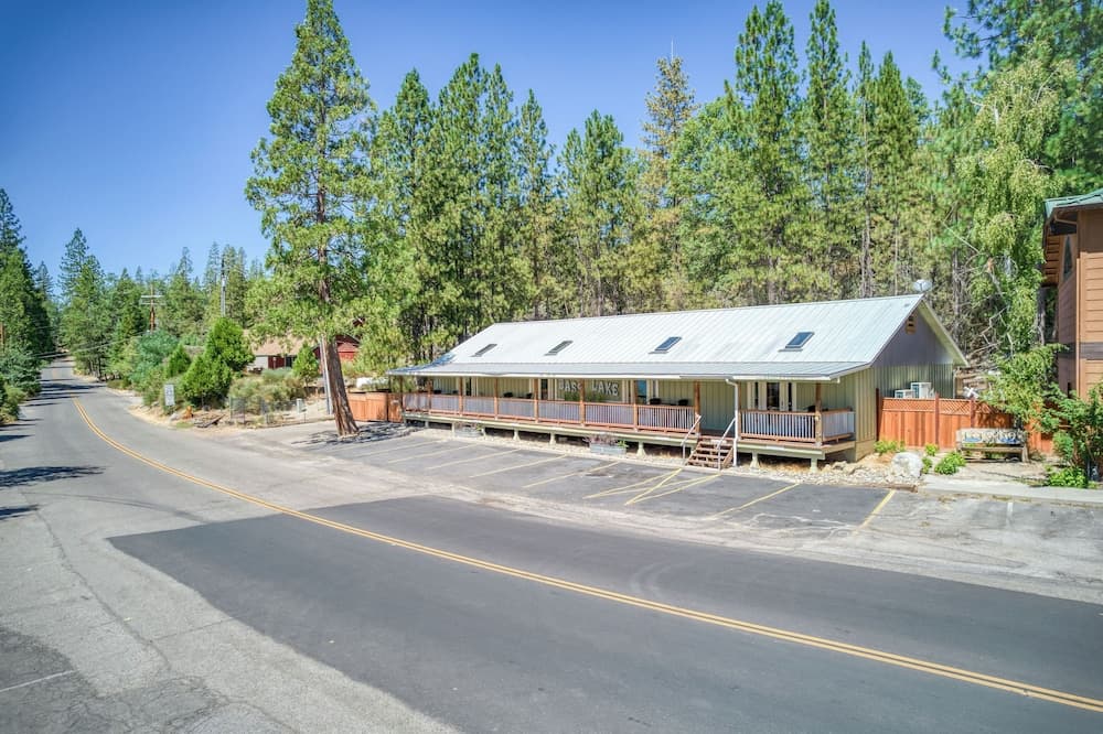 Cottage Like Suite With Private Hot Tub