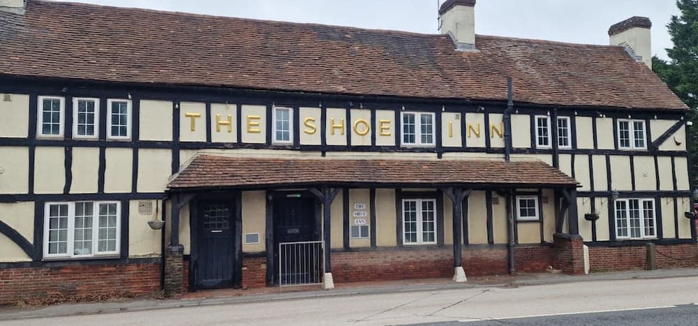 The Shoe Inn Guest Rooms