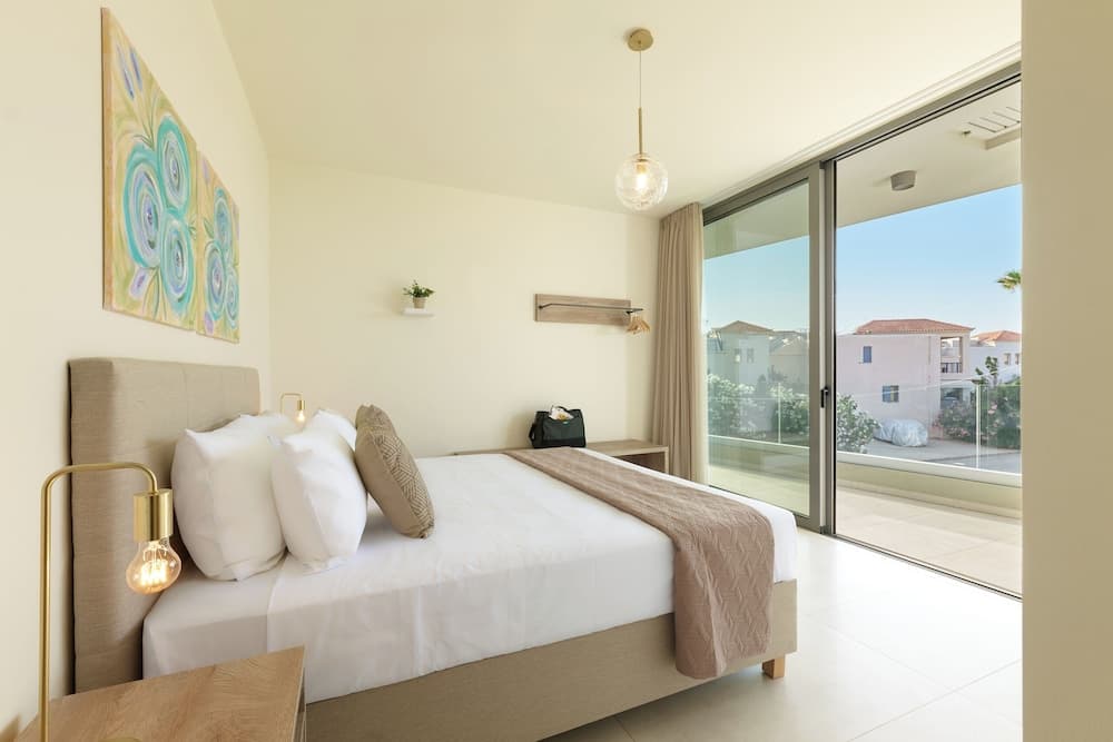 Beach Sand Villas - Beachfront Rooftop Pool