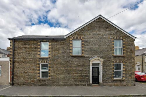 Host Stay Gerald Street