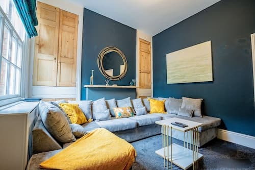 Host Stay Park Street Abode