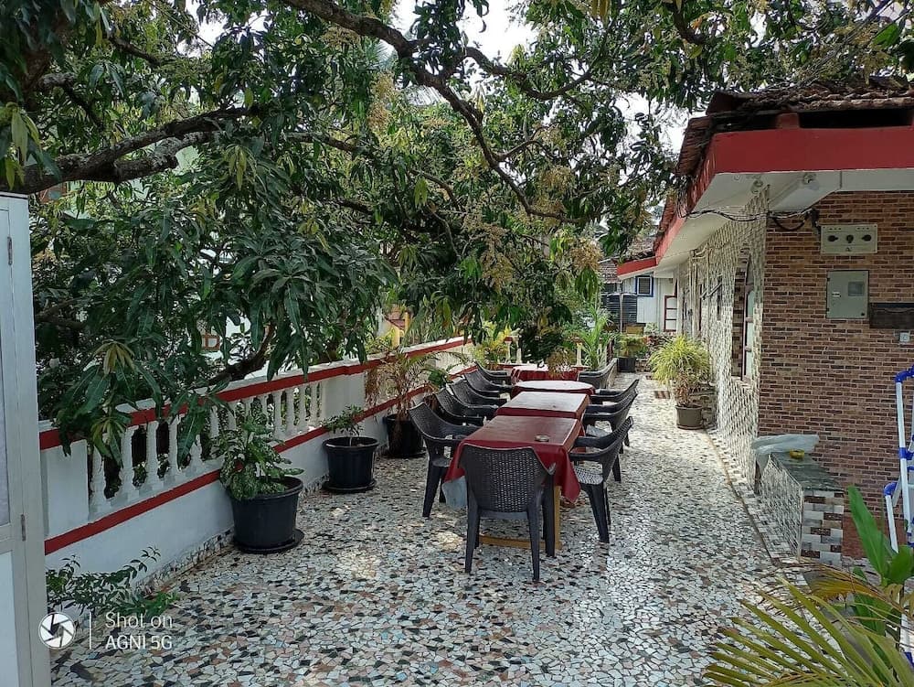 Villa AlexMarie guest house