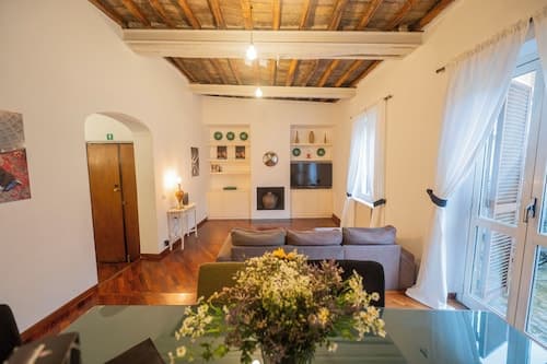Pantheon Apartments