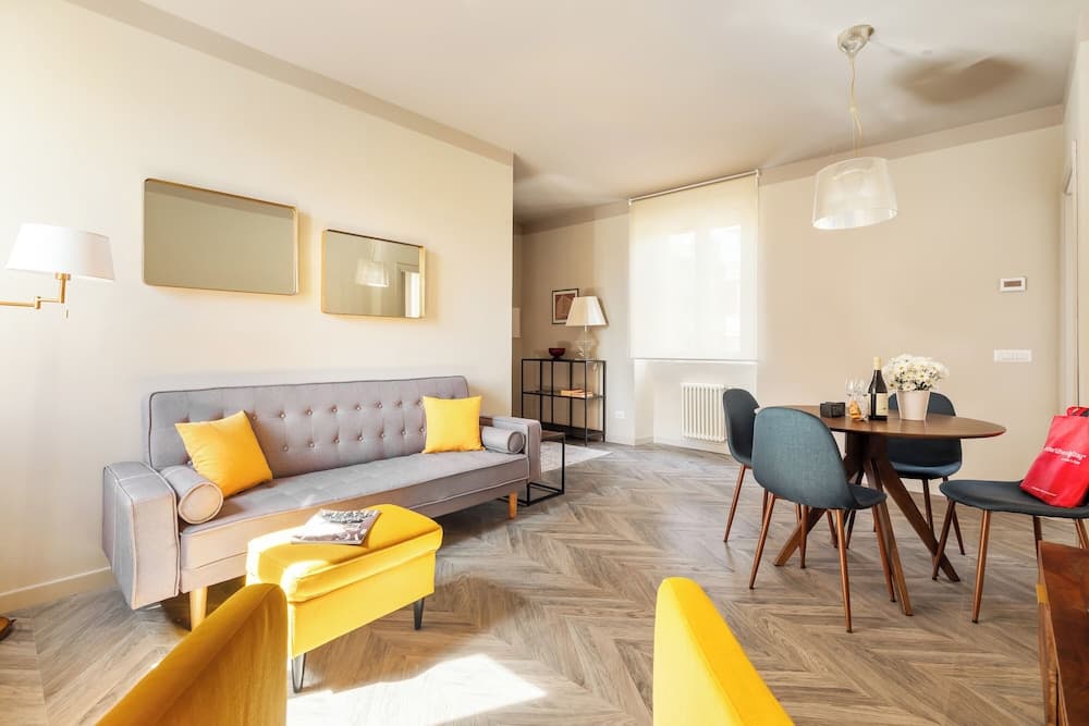 Vatican Lovely And New 2 Br Apartment
