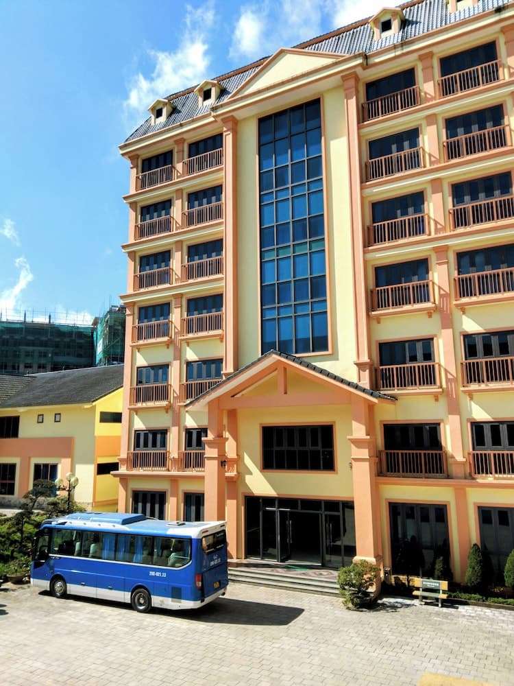 NK Sapa Hotel & Villa