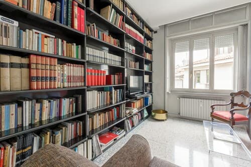 Elegant Apartment Near Duomo