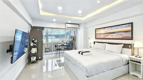 Heritage - Modern Studio Shared Pool, City Centre