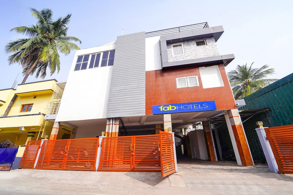 Fabhotel Crosscut