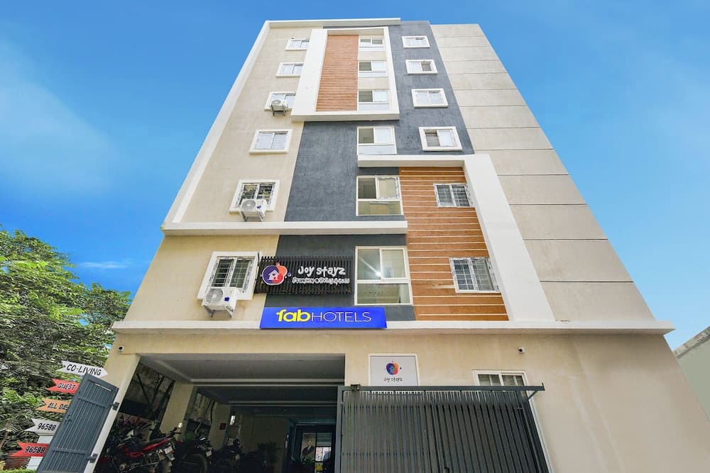 Fabhotel Joy Stayz