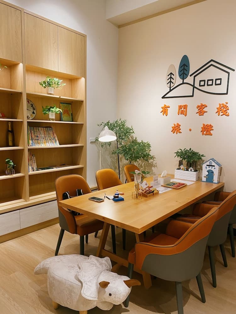 Orange Homestay