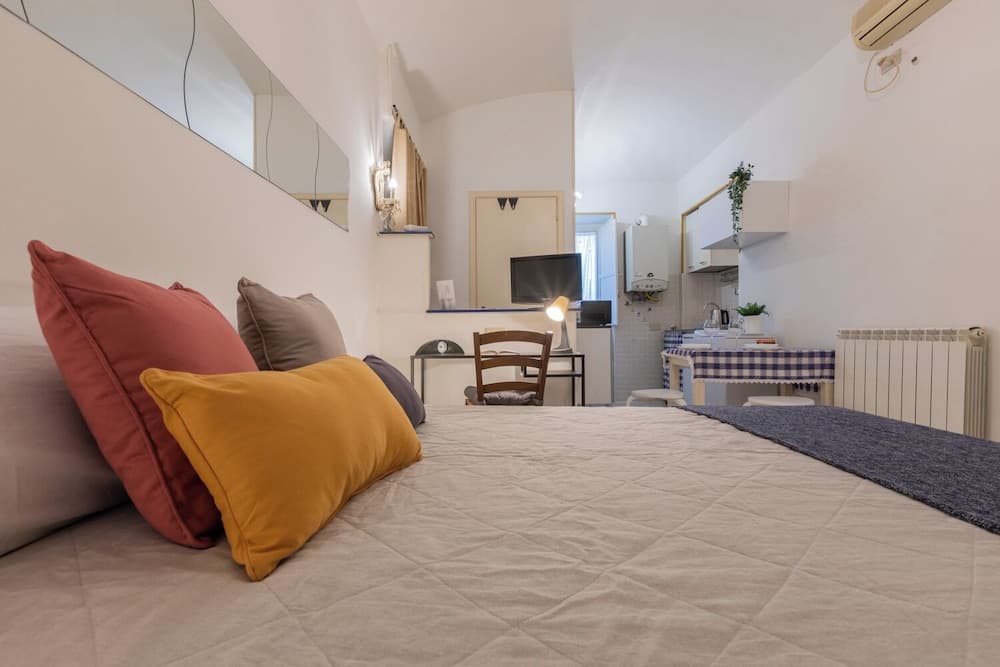 Kiss & Art Studio by Wonderful Italy