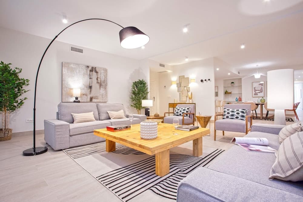 Genteel Home Teatro Gongora