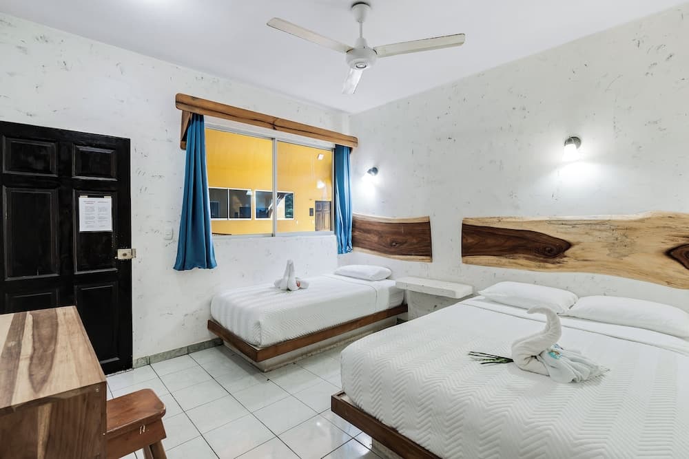 Hotel Tamarindo INN
