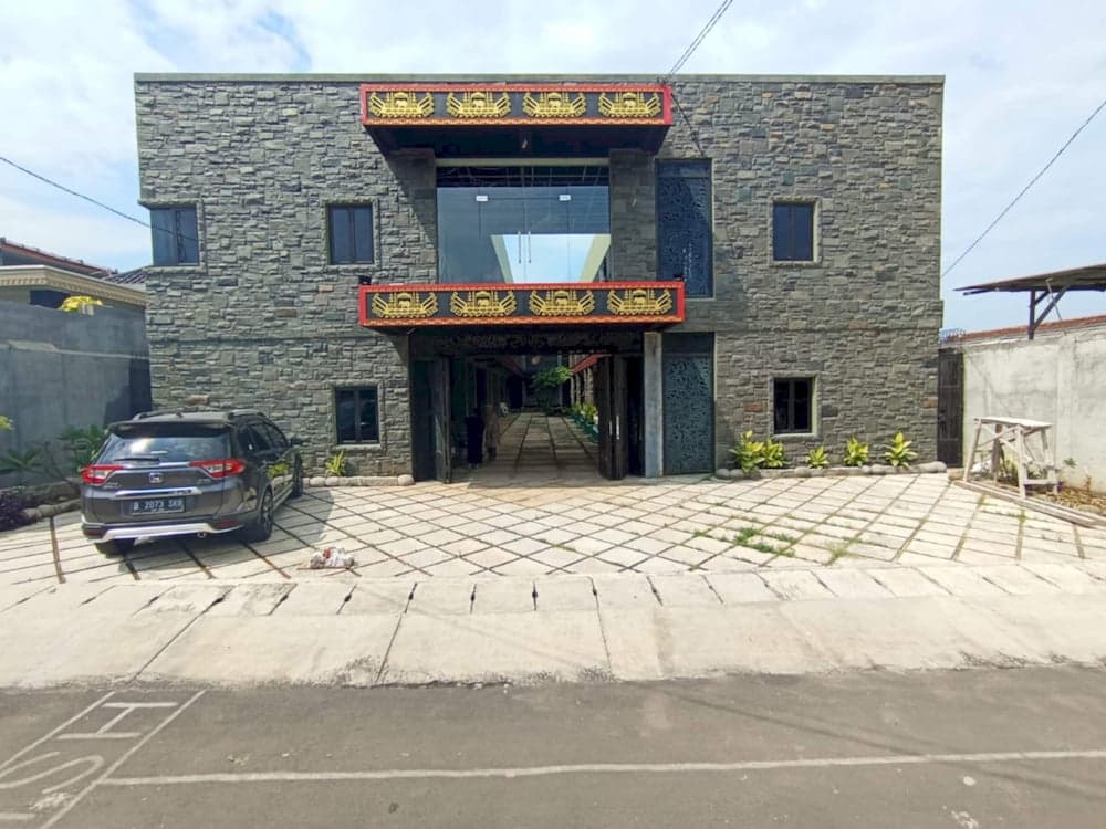 Hotel O Plain C Lake Near Gunung Sula