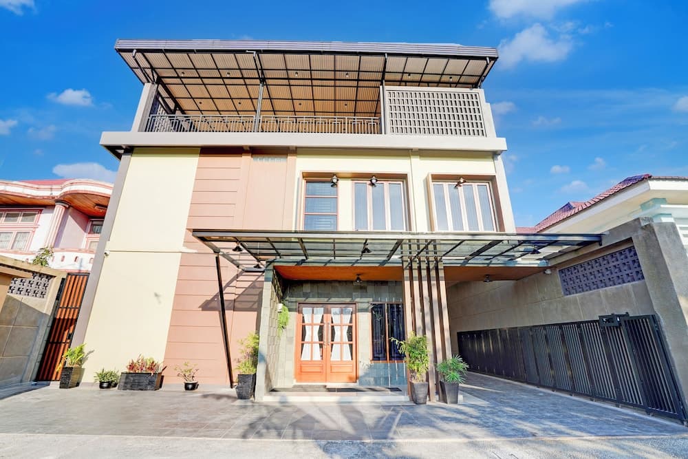 Collection O De Orchids Hotel Near Transmart Padang