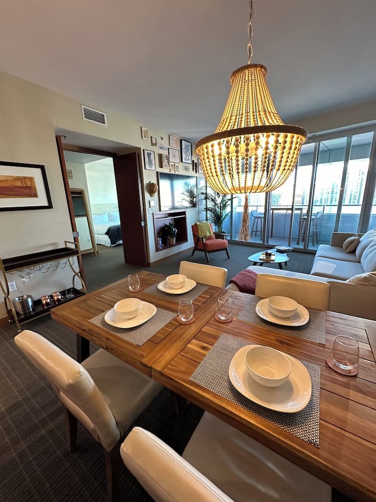 AKA Brickell Condo Free Parking by Palermo Home Miami