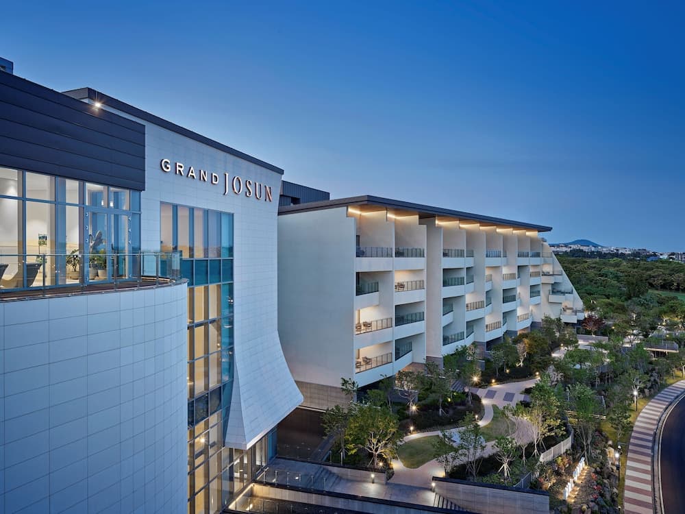 Grand Josun Hill Suite