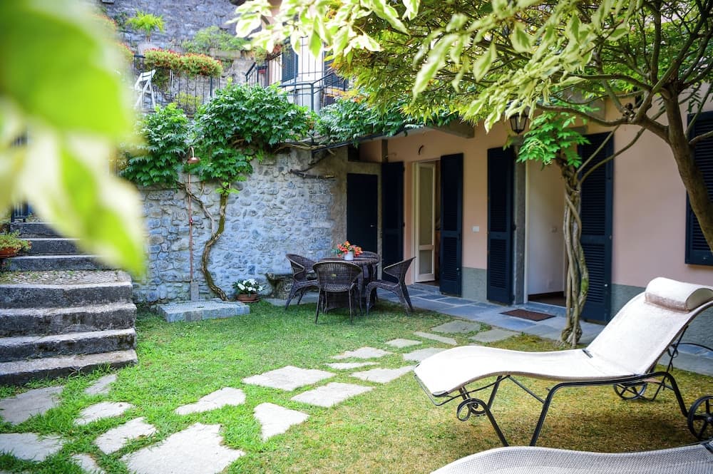 Loppia Secret Garden by Wonderful Italy