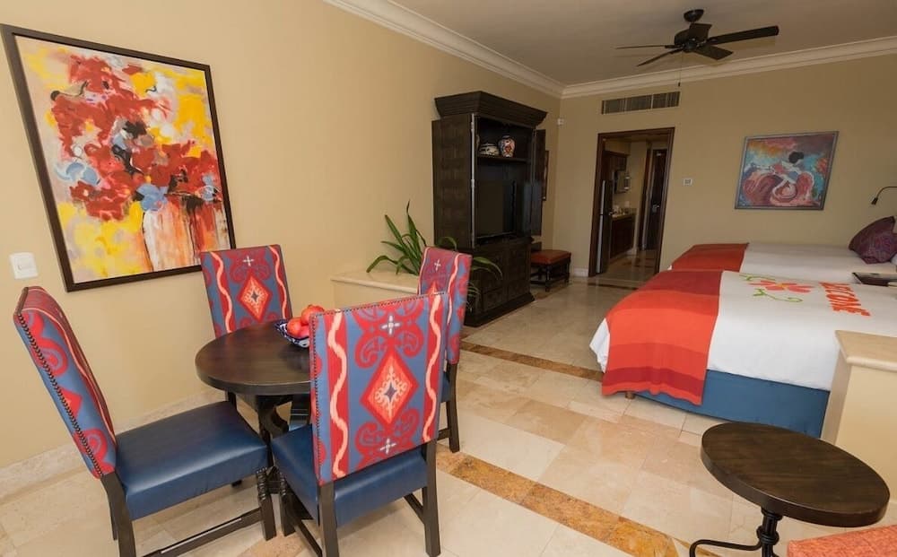 Pueblo Bonito Sunset Beach Cabo