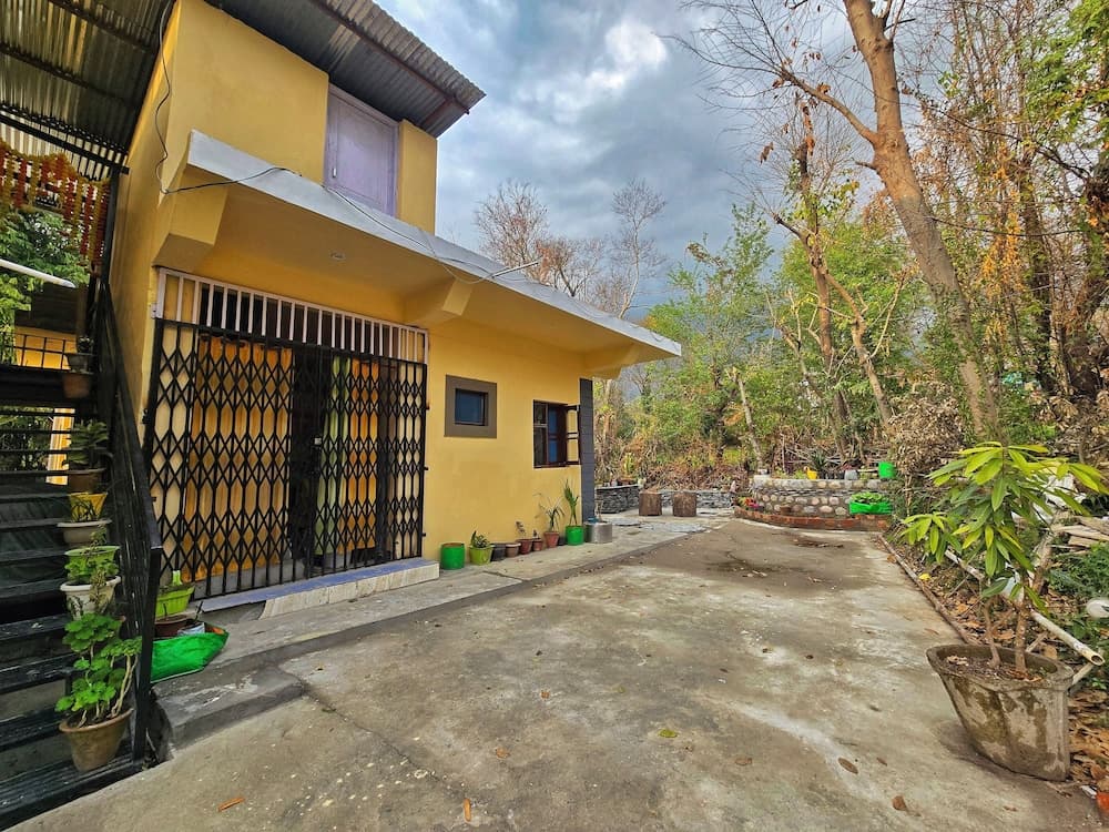 Konaklama yerinin ön cephesi