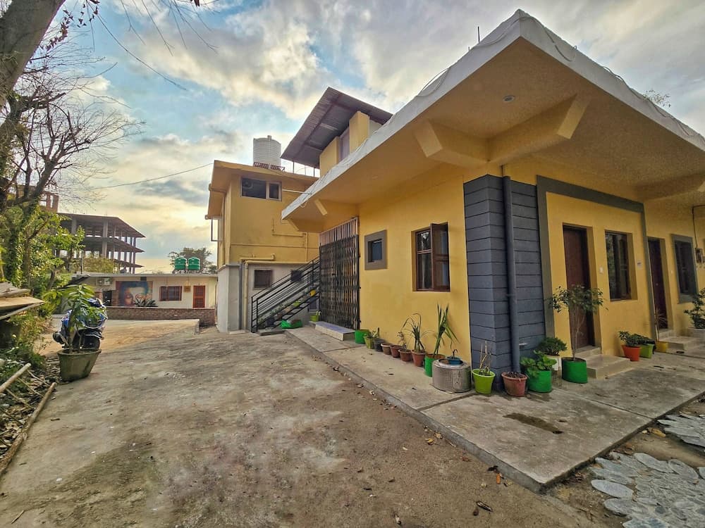 Konaklama yerinin ön cephesi