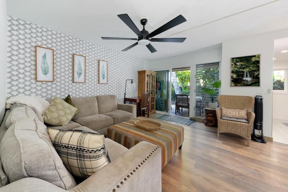 Big Island Keauhou Surf & Racquet 20 2 Bedroom Condo