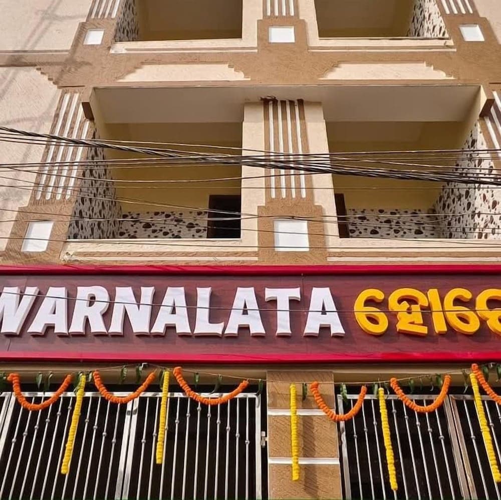Hotel Swarna Lata