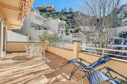 Apartment in Roses With Waterfront Views