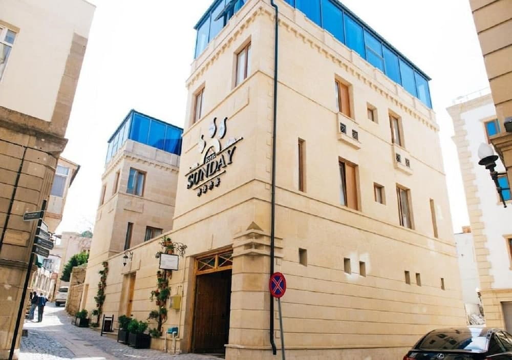 Sunday Boutique hotel