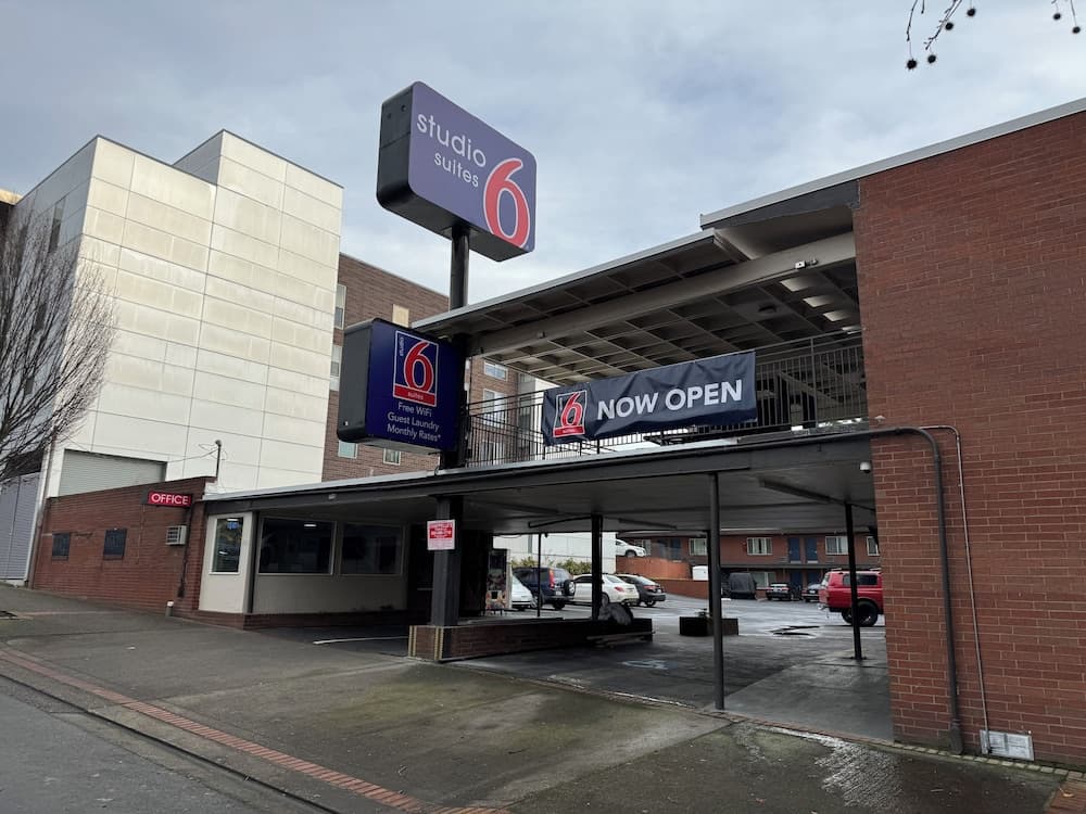 Studio 6 Suites Vancouver, Wa - Waterfront