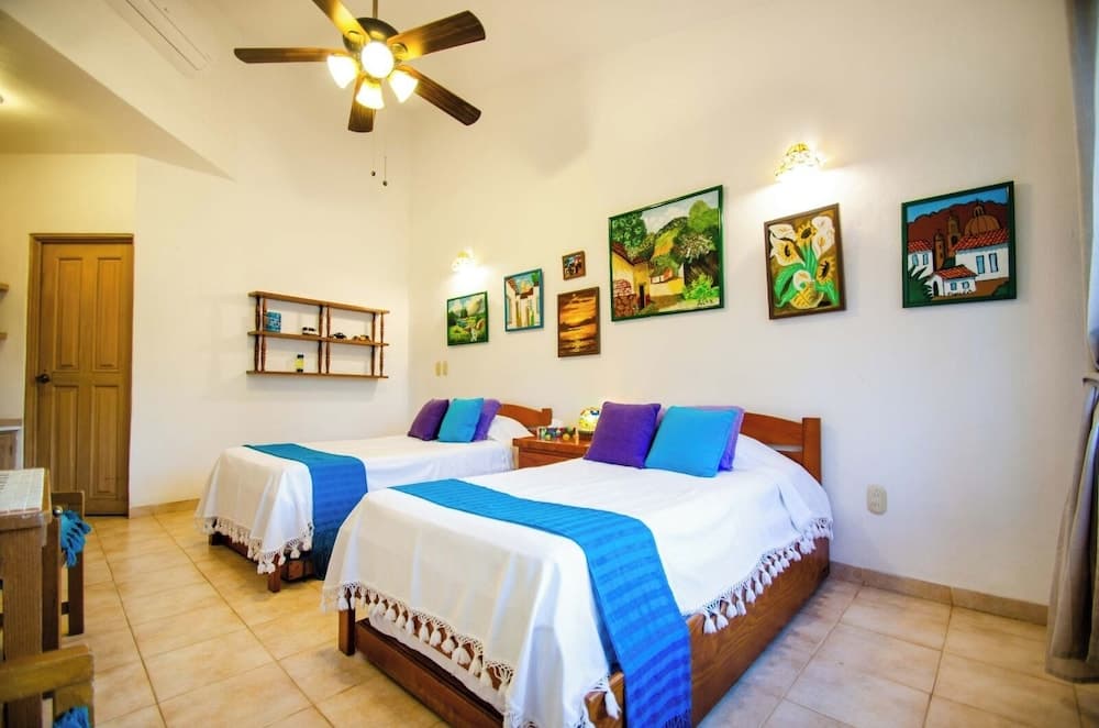 Marina Vallarta Casa Gallos