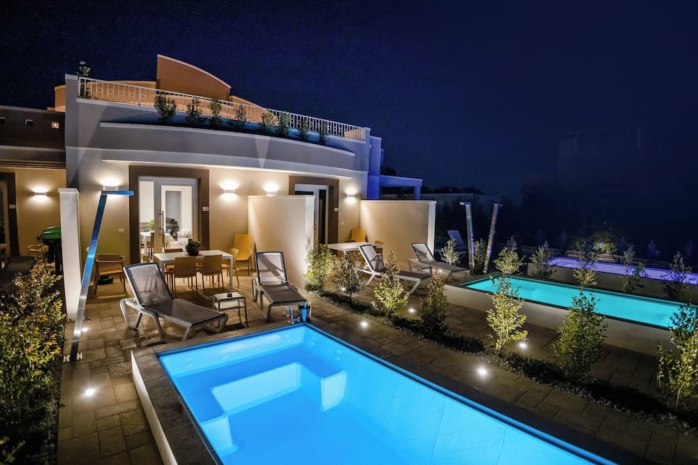 La Collina di Montegrappa - Suites with Heated Private Pool - Suites with Shared Pool